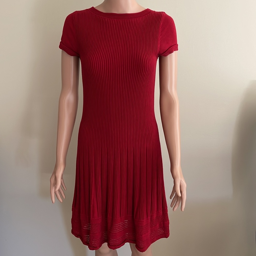 EUC max Studio red sweater dress with open weave hem size S